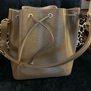 SOLD Louis Vuitton Petit Noe Epi Pepper